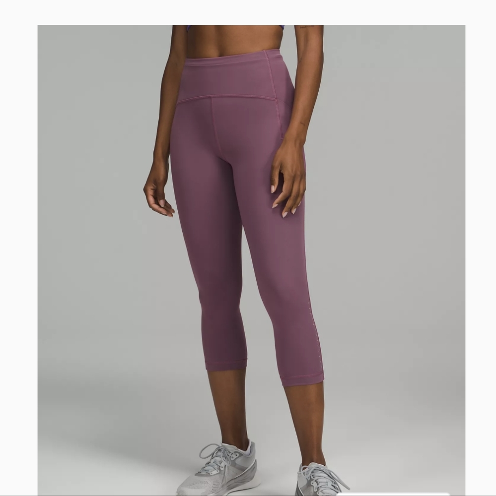 Lululemon Swift Speed High-Rise Crop 21" leggings